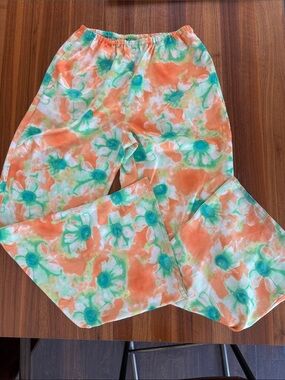 Urban Outfitters Jenna Pants wide leg Size S Satin Pull-On Orange & Green Print